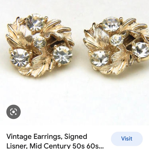 💜Free add-on💜 Vintage Rhinestone Earrings - Picture 3 of 3